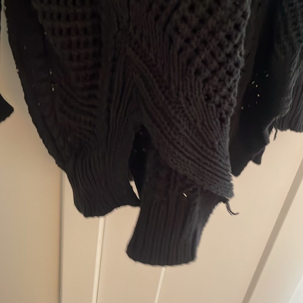 Express knit sweater - Picture 7 of 9